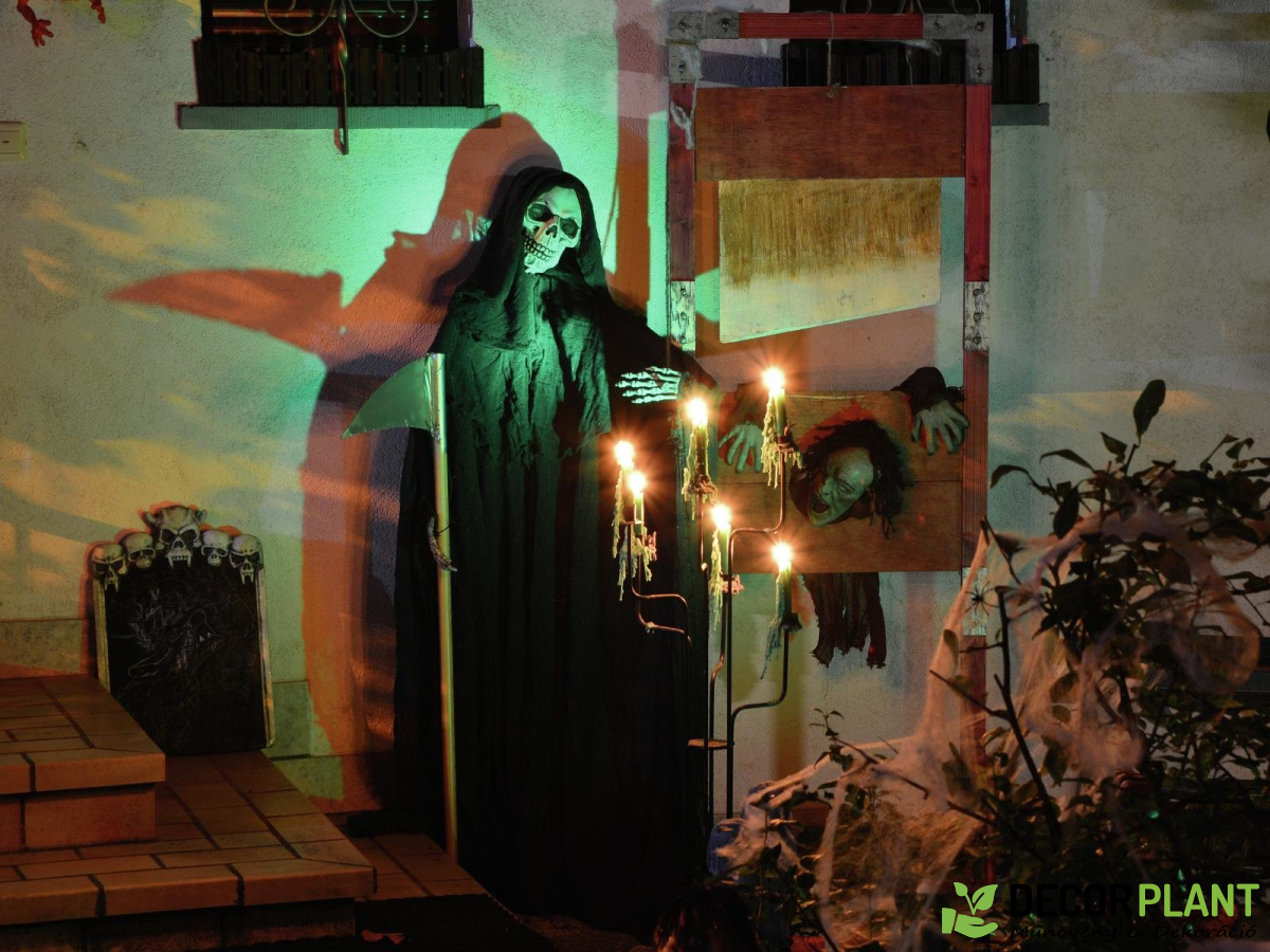 EUROPALMS Halloween figure Crawling 140cm